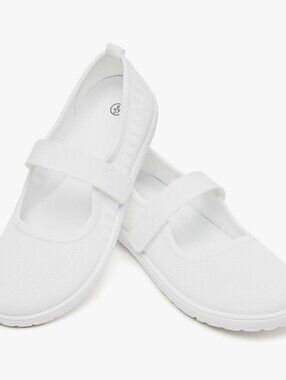 Women's White Mary Jane Wide Toe Flat Shoes